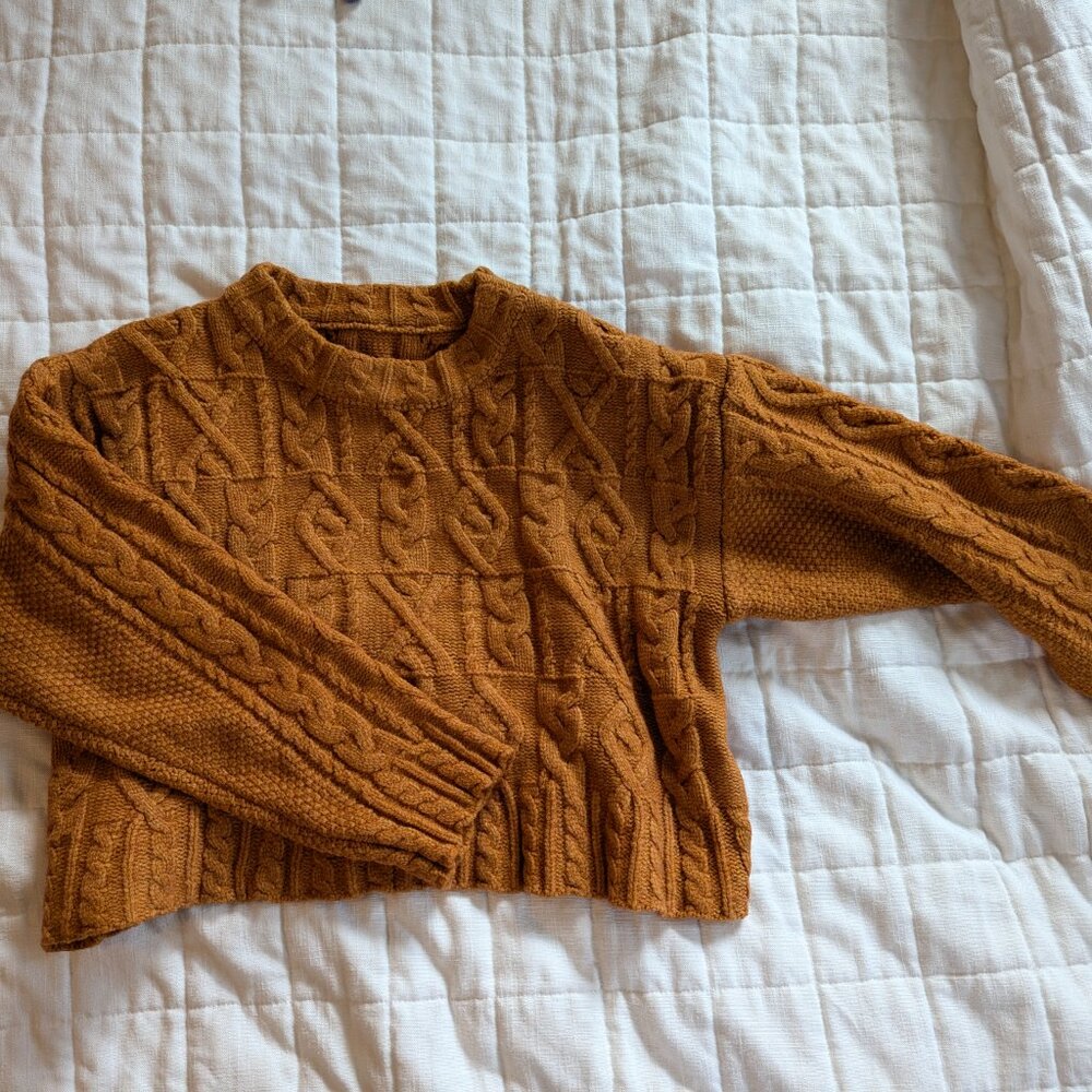 Crop cable sweater - Picture 3 of 3